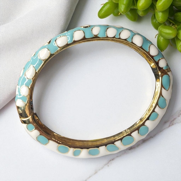 KJL Kenneth Lane Turquoise White 2 Sided Enamel Hinge Bangle Bracelet - Picture 6 of 6